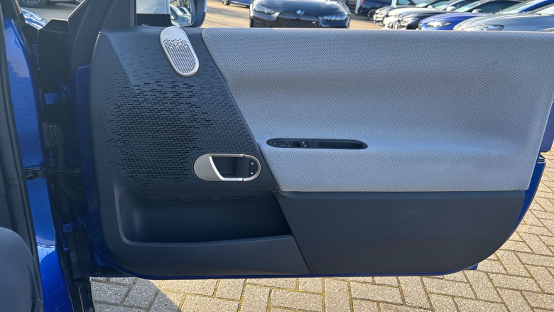 MINI Cooper 160kW SE Exclusive 54kWh 3dr Auto Electric Hatchback